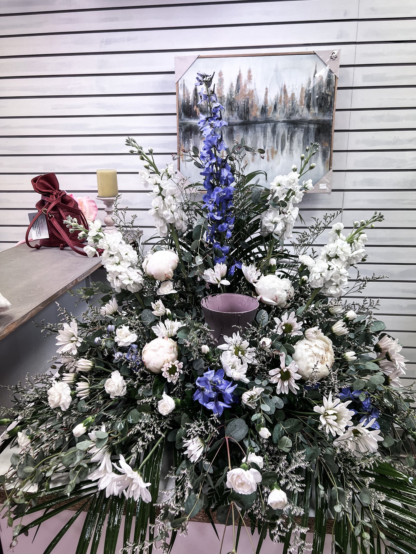 Delicate Blues Urn tribute