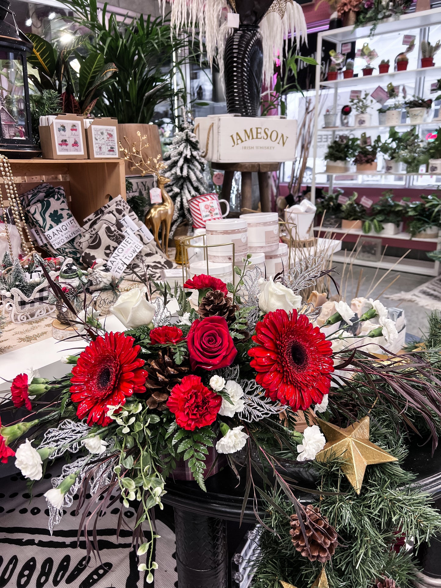Mistletoe Arrangement