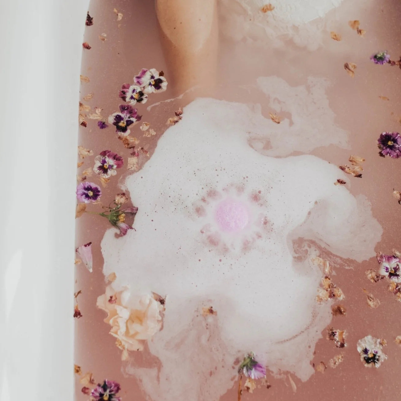 SOAK Bath Co. Bath Bombs Collection ๐๐