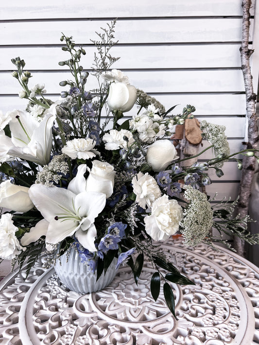 Pearl White Arrangement