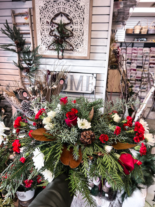 Christmas Traditions Centrepiece