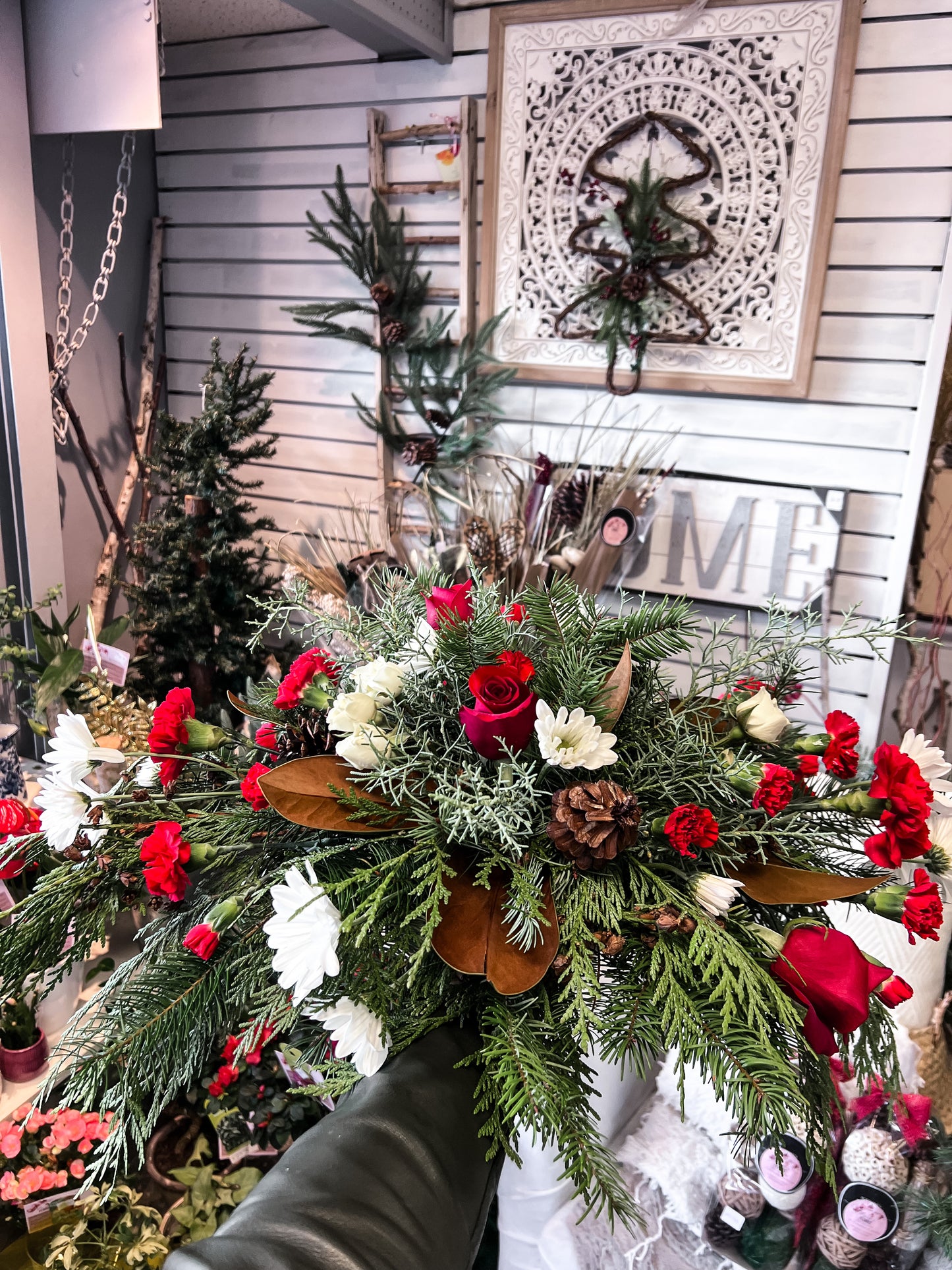 Christmas Traditions Centrepiece