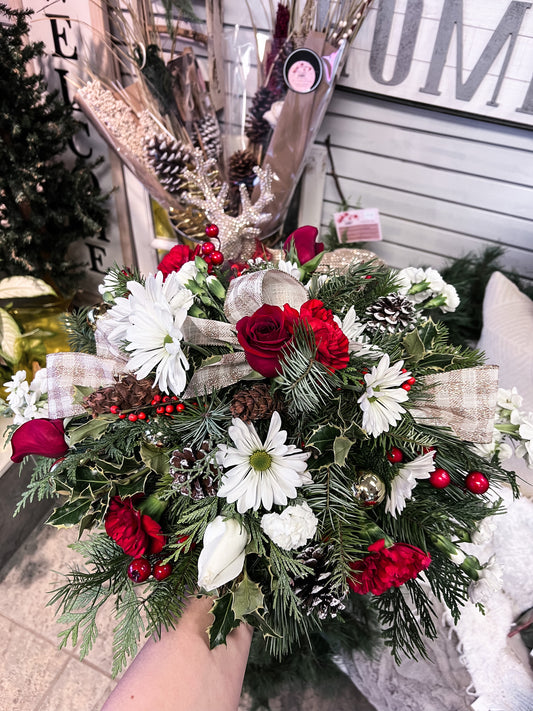 Macyks Christmas Centrepiece