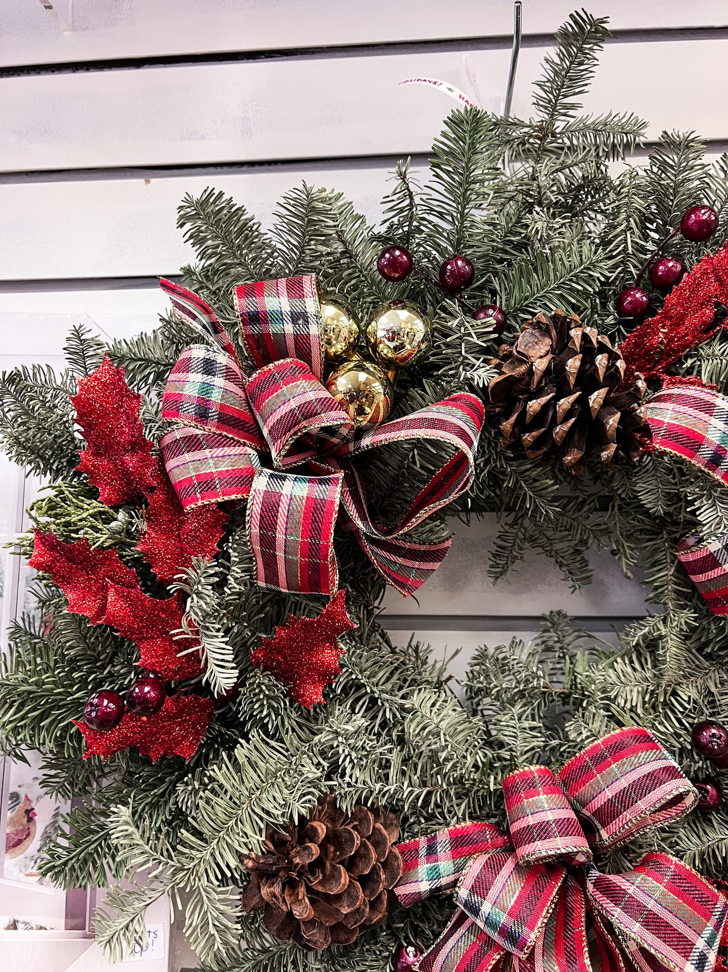 Christmas Pinecones Wreath