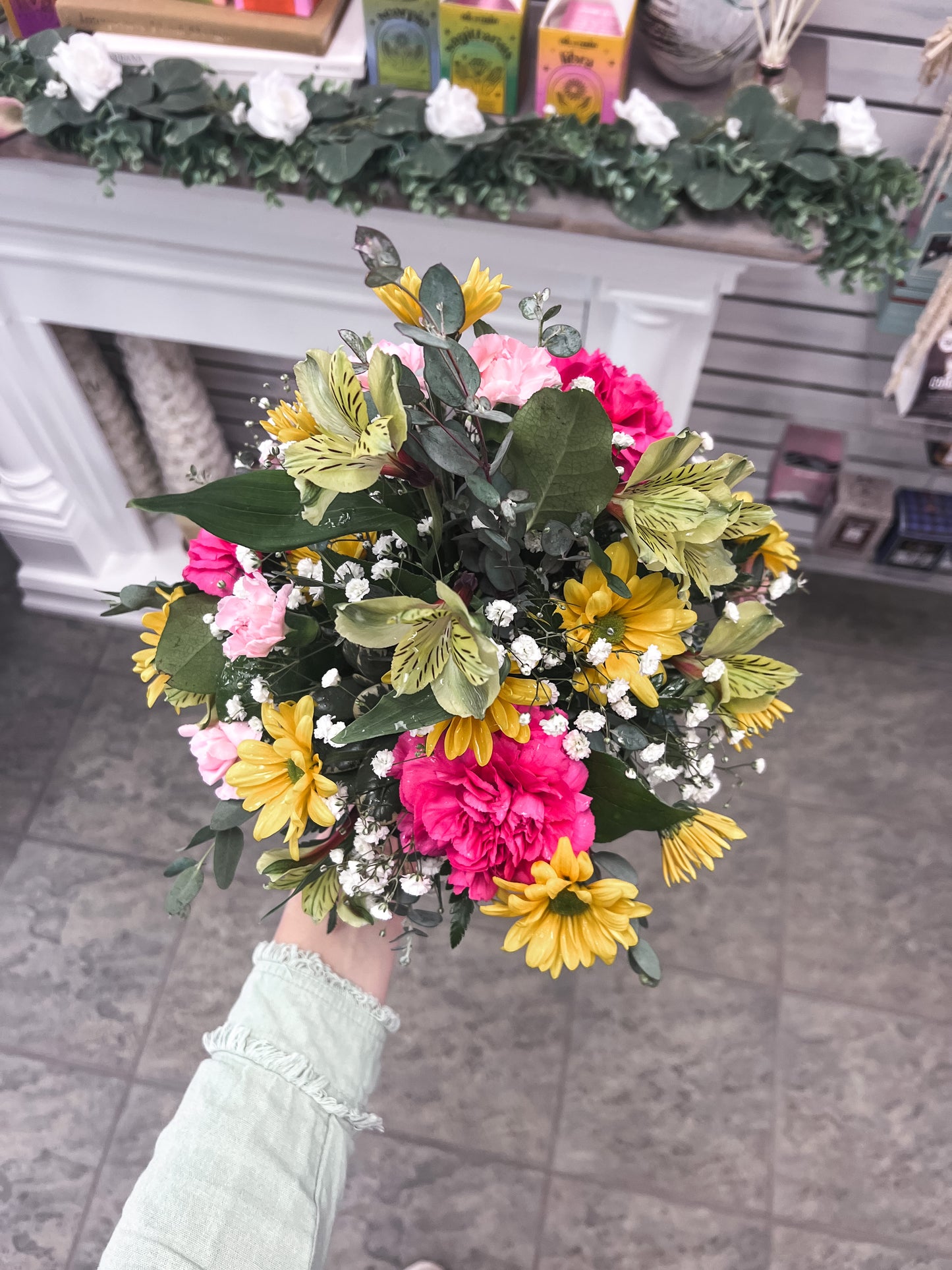 Small Roundy Moundy Arrangement