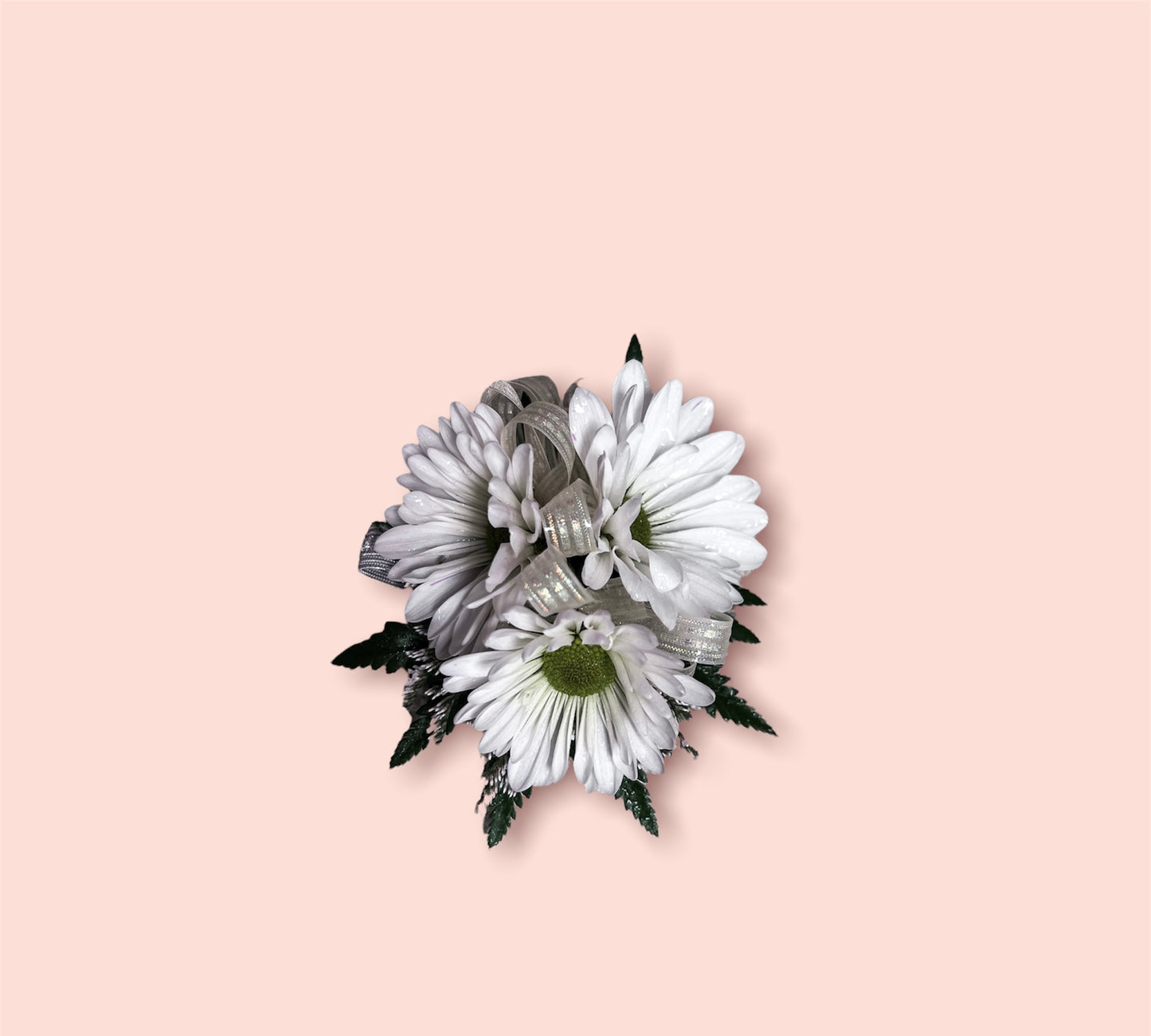 Daisy Wristlet / Boutonniere