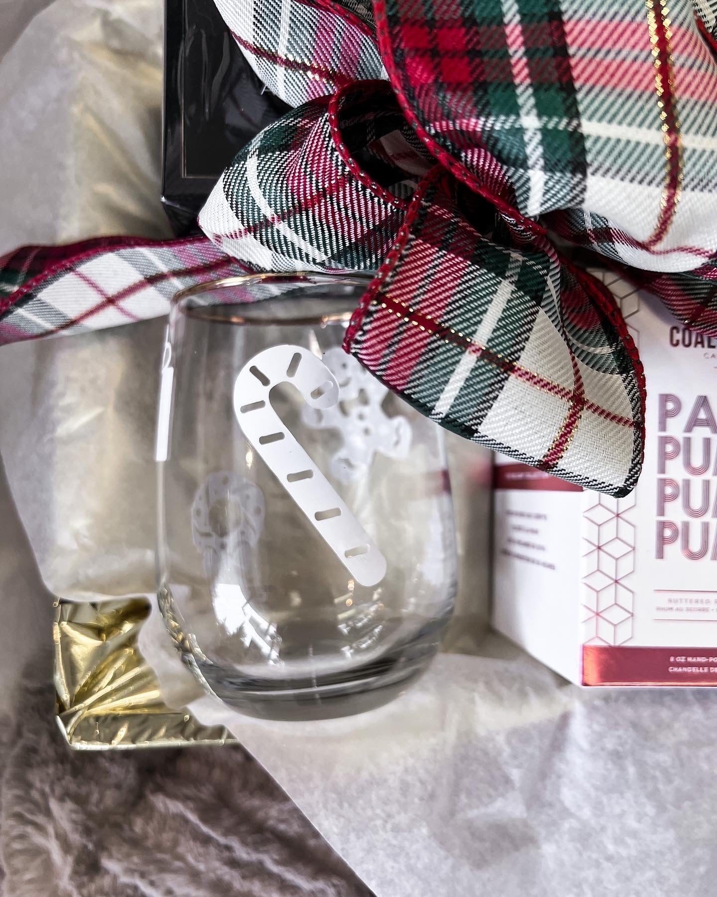 Pop The Bubbly Gift Basket