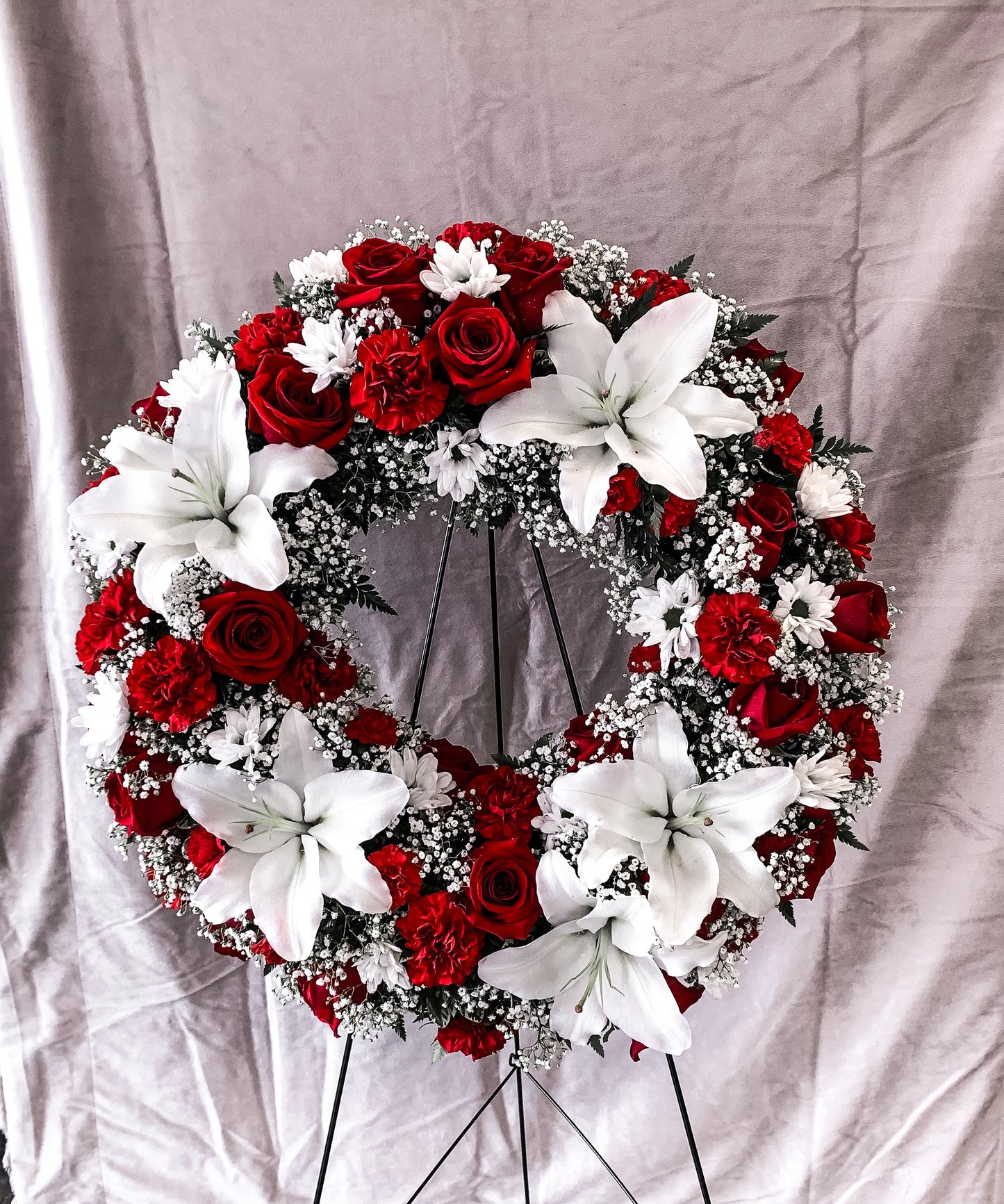 Red & White Memorial Wreath