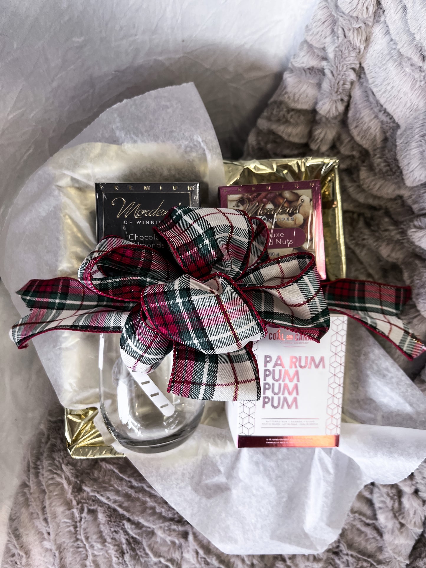 Holiday Noel Gift Basket